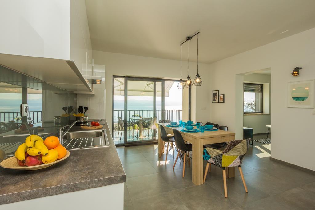 Villa Manus - Boutique Apartments Lovran Exteriör bild